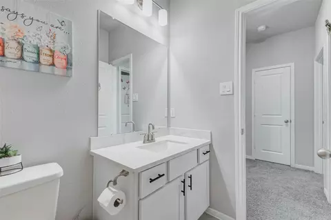 Entry Way - 2806 Kingly Pine Trl, Conroe, TX 77385 photo 3 of 3