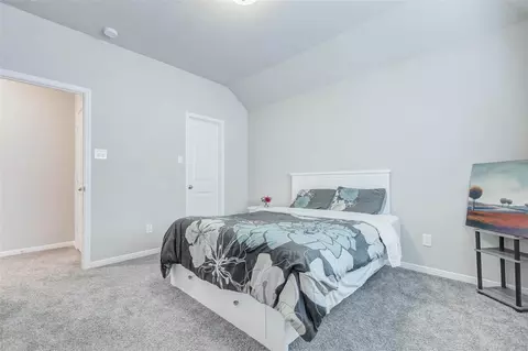 Bedroom - 2806 Kingly Pine Trl, Conroe, TX 77385 photo 9 of 11