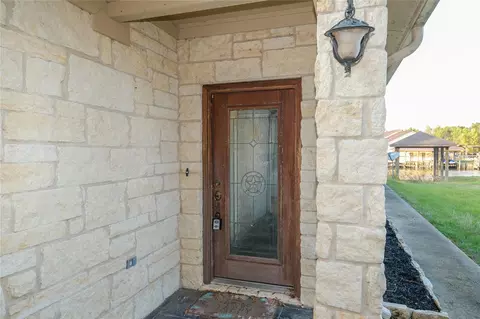 Entry Way - 63 Lakeway Dr, Trinity, TX 75862 photo 2 of 3