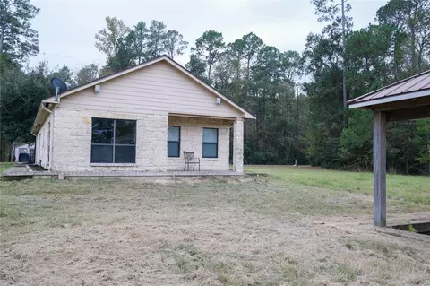 Exterior - 63 Lakeway Dr, Trinity, TX 75862 photo 1 of 9
