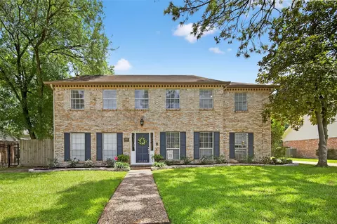 11103 Holly Springs Dr, Houston, TX 77042