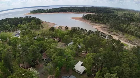 212 Winding Way, Broaddus, TX 75929