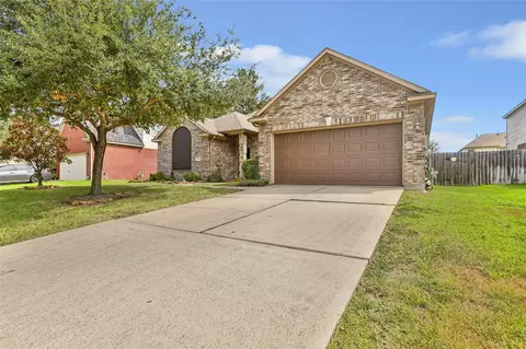 Exterior - 24706 E Burnaby Cir, Spring, TX 77373 photo 2 of 5