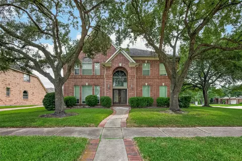 2602 Pinebend Dr, Pearland, TX 77584