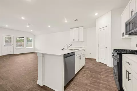 Other - 6718 Canyon Breeze Dr, Rosenberg, TX 77471 photo 3 of 4