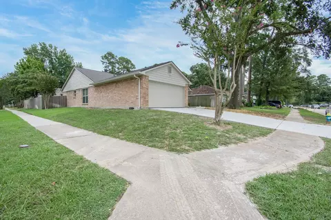 17330 Modbury St, Spring, TX 77379