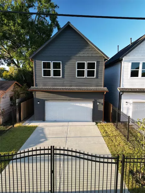 1052 Marjorie St, Houston, TX 77088