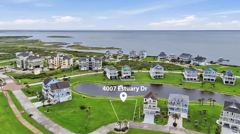 4007 Estuary Ct, Galveston, TX 77554