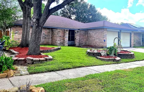 Exterior - 21734 Nickerton Ln, Spring, TX 77388 photo 2 of 4
