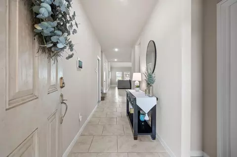 Entry Way - 9418 Mcdowell Dr, Richmond, TX 77469 photo 1 of 5