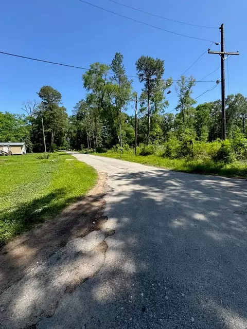 146 County Road 3475, Cleveland, TX 77327