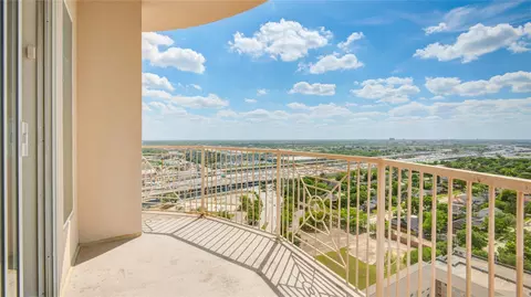 3505 Sage Rd #2402, Houston, TX 77056