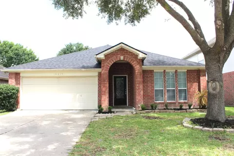 16014 Clayton Green Dr, Houston, TX 77082