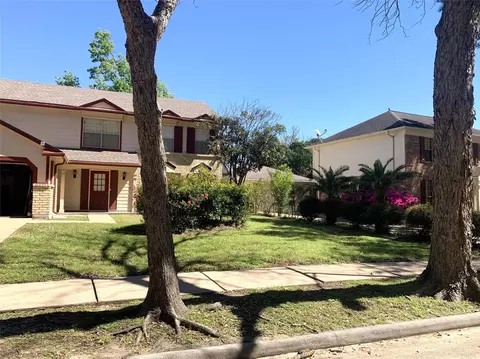 8406 Hot Springs Dr, Houston, TX 77095