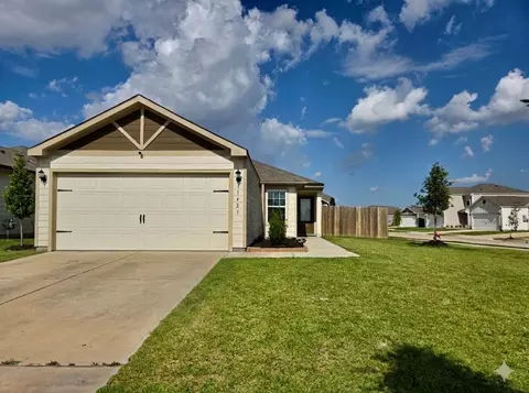 11423 Prairie Walk Dr, Houston, TX 77048