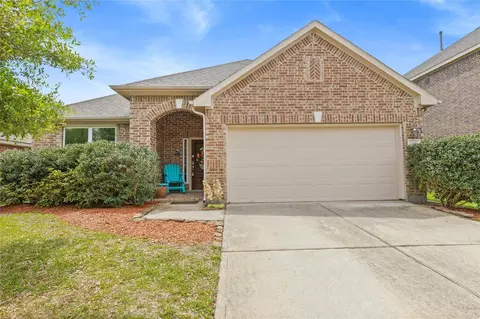 611 Orchid Hill Dr E, Conroe, TX 77301