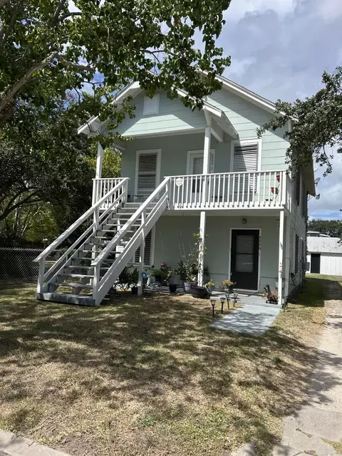4906 Avenue P 12, Galveston, TX 77551