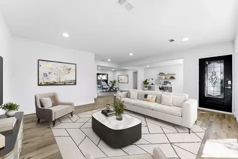 910 Beaver Bend Rd, Houston, TX 77088