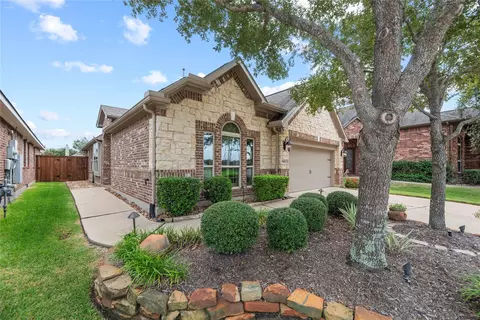 9402 Raven Lake Ct, Cypress, TX 77433