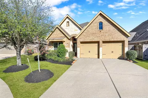 2107 Cinnamon Teal Cir, Brookshire, TX 77423