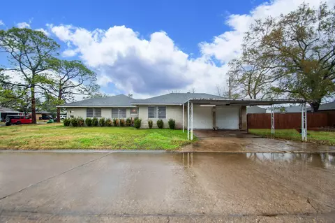 9902 Kittrell St, Houston, TX 77034