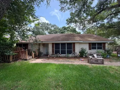 1111 N Meyer St Sealy Tx 77474 St, Sealy, TX 77474