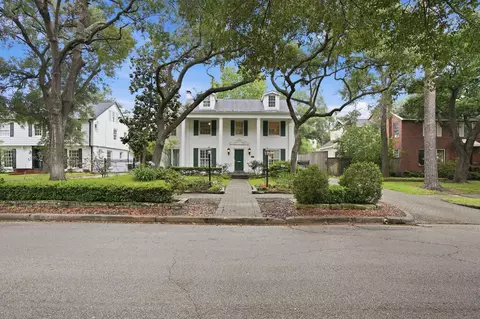 1914 Canterbury St, Houston, TX 77030