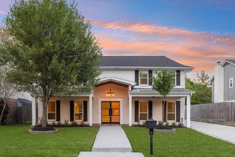 4810 Bayou Vista Dr, Houston, TX 77091