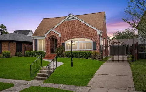 6645 Fairfield St, Houston, TX 77023