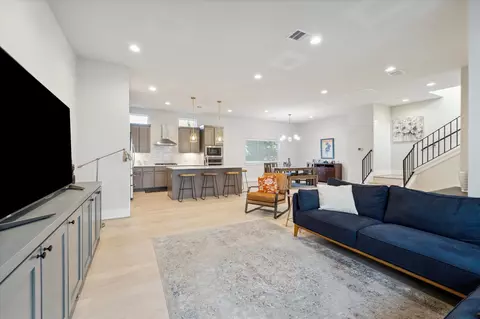 834 Fisher St #C, Houston, TX 77018