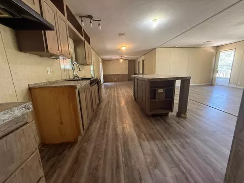 Kitchen - 600 Lakeview Loop, Somerville, TX 77879 photo 1 of 1