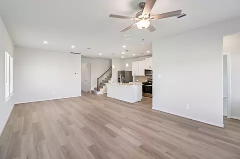 Living - 29030 Farmhouse Estates Dr, Waller, TX 77484 photo 2 of 6