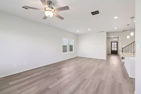 Living - 29030 Farmhouse Estates Dr, Waller, TX 77484 photo 3 of 6