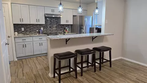11807 Algonquin Dr, Houston, TX 77089
