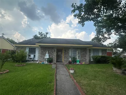 11623 Sagehollow Ln, Houston, TX 77089