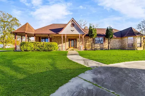 195 Lakeview Hbr, Onalaska, TX 77360
