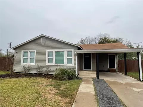 207 S George St, Victoria, TX 77901