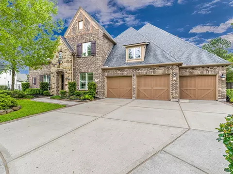 26 Hollyflower Pl, Tomball, TX 77375