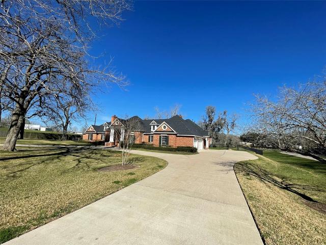 33218 W Forest Ct, Fulshear, TX 77441