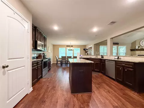 Kitchen - 12220 Fm 356, Trinity, TX 75862 photo 3 of 4