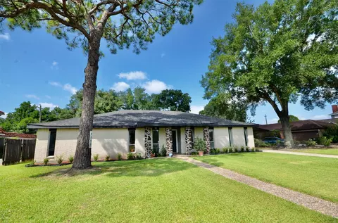 5855 S Braeswood Blvd SW, Houston, TX 77096