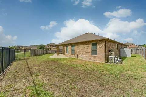 Exterior - 24502 Corbridge Creek Ct, Spring, TX 77389 photo 6 of 8