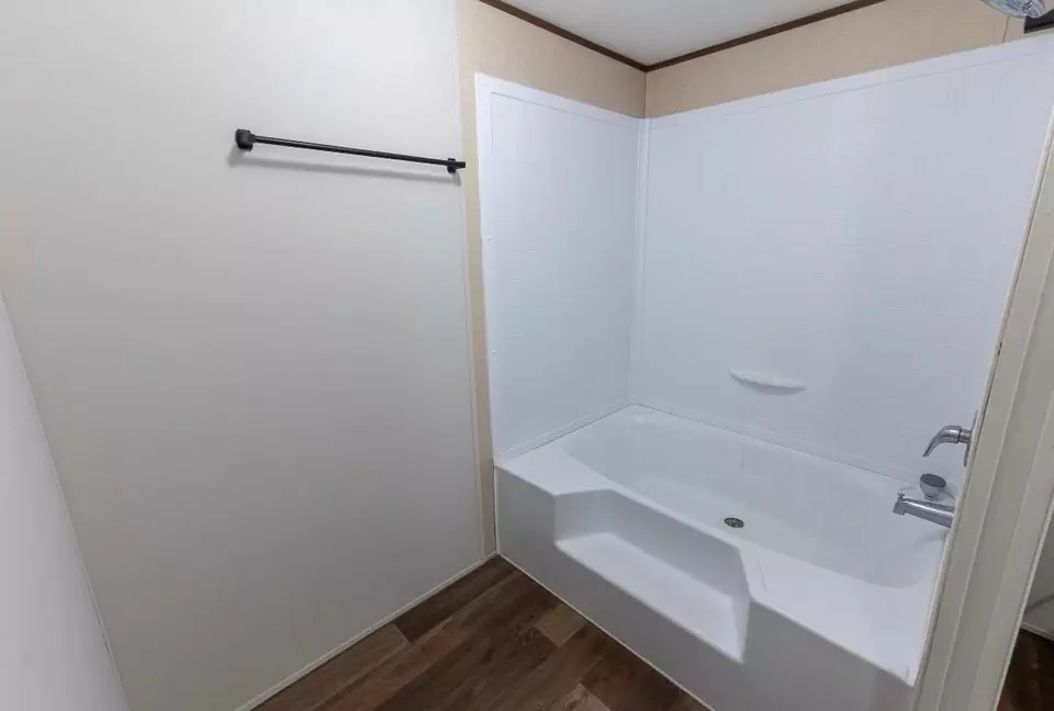 Bath - 78 County Road 4281, Dayton, TX 77535 photo 3 of 3