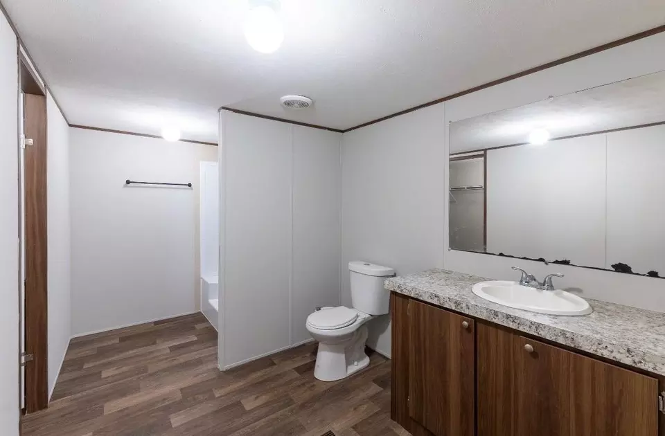 Bath - 78 County Road 4281, Dayton, TX 77535 photo 2 of 3