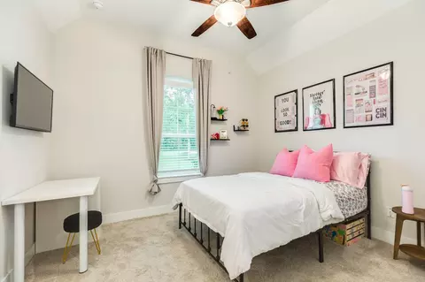 Bedroom - 902 Redbird Ct, Angleton, TX 77515 photo 2 of 4