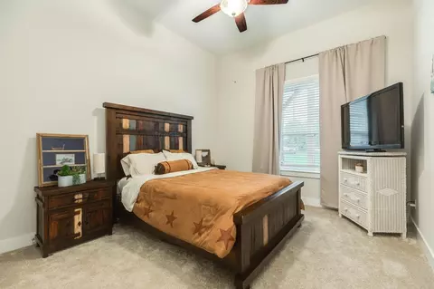 Bedroom - 902 Redbird Ct, Angleton, TX 77515 photo 3 of 4