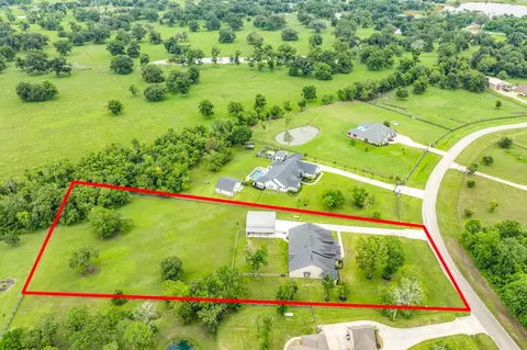 View/Area - 902 Redbird Ct, Angleton, TX 77515 photo 1 of 3