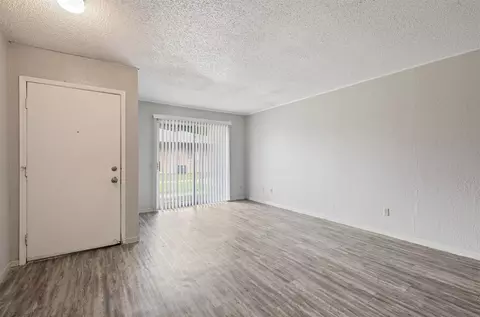Living - 175 Loop 265, Rosebud, TX 76570 photo 3 of 4
