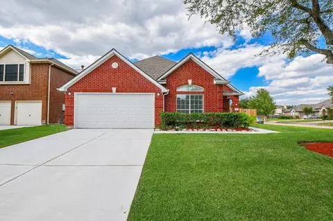 802 Childers Ct, Stafford, TX 77477