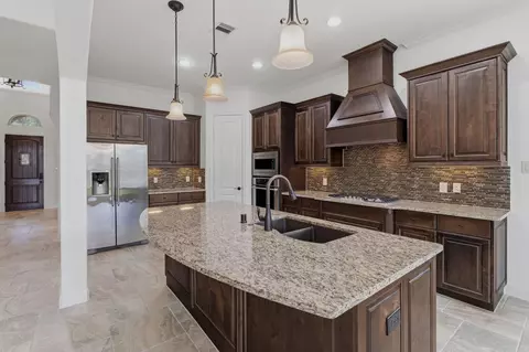 Kitchen - 31407 Falling Cedar Ct, Spring, TX 77386 photo 2 of 5